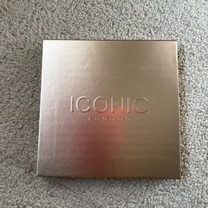 Iconic London eyeshadow palette